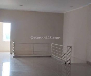 Ruko Mainroad Holis Siap Pakai Siap Cuan