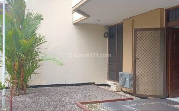 Disewakan Rumah Dharmahusada Permai