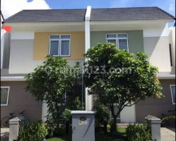 Rumah 2 Lantai Siap Huni Lokasi Elite Summarecon Bandung