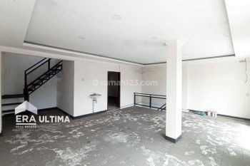 Ruko di Amir Mahmud, Cimahi 168 m Bagus Sertifikat Hak Milik