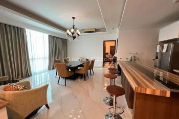 4 BR Penthouse Empire Kemang Village 237 m² Usd 2600
