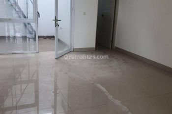 Ruko 3 lantai di Sawah kurung Bagus