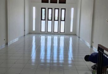 Ruko Disewa Strategis 3.5 Lantai di Mainroad Mekar Wangi