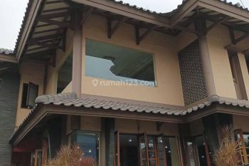 Ruang Usaha luas 889 m SHM Bagus di Bintaro sektor 2