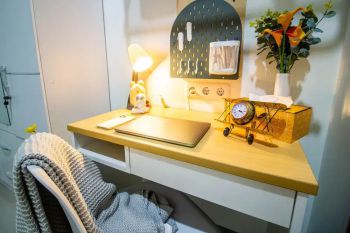 Dijual Kost Cantik 3 Lantai Full Furnish di Tomang, Jakarta Barat