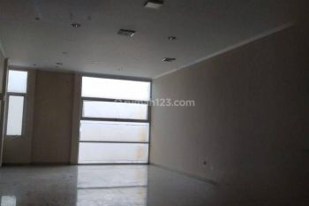 Disewakan Ruko di Holis Sudah Renovasi