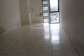 Disewakan Ruko 2 Lantai di Mainroad Mekar Wangi