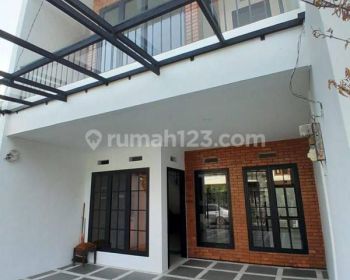 Rumah dijual Siap huni di komplek DKI pondok kelapa Jakarta