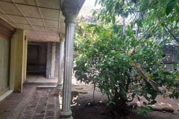 Jual Rumah Classic Cipaganti Mainroad