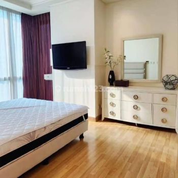 DISEWAKAN Apartemen The Peak Sudirman 3 KT Furnished