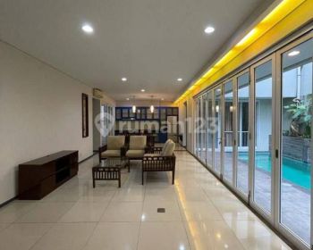 available for rent luxury 2 storey house at Ciniru Kebayoran Baru with private