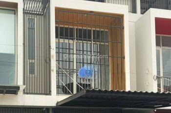 Ruko murah strategis di manukan surabaya. Siap pakai. Ramai.