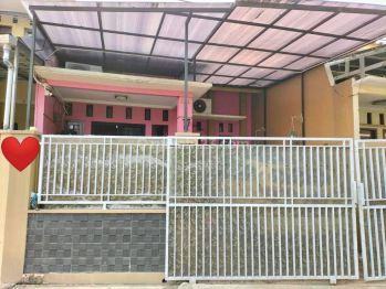 Rumah Bagus 2 Lantai di ratna dekat tol jatibening Bekasi