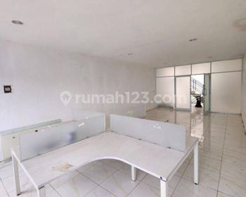 Di jual / di sewakan Ruko di Muara karang SHM