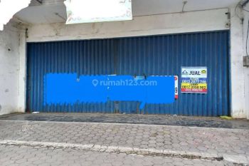 Jual / Sewa Ruko 3Lt siap huni jalan Majapahit