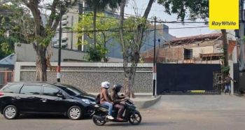 Disewakan Rumah 2 Lantai Pusat Kota di Jl Tegalsari Surabaya