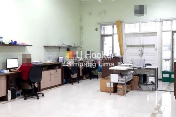 Disewakan Ruko Lokasi Strategis Di Jl. Mt. Haryono, Semarang Tengah 11.689 sta