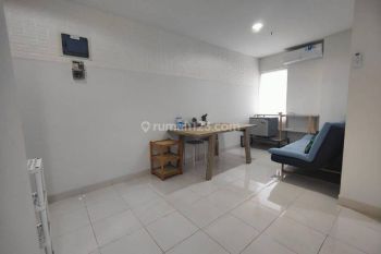 Apartement 1 Kamar Furnish View Kolam Renang