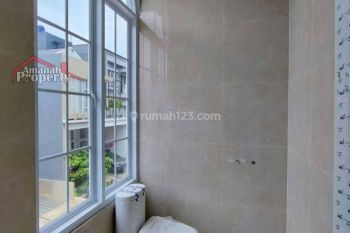Rumah Clasik Modern Design Eropa di Ciganjur Jagakarsa Jakarta Selatan