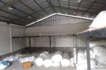 Gudang di Padang sambian Denpasar