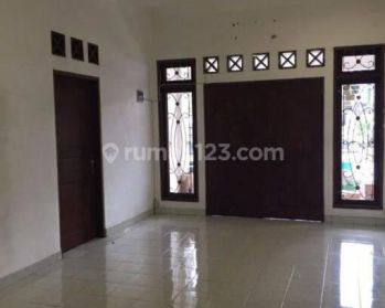 Disewakan Rumah Di Pajajaran Mainroad Bandung