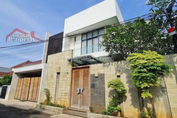 Rumah Mewah Full Interior Jati Private Pool Bambu Apus Cipayung Jaktim