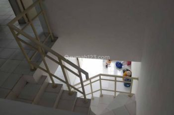 Disewakan rumah Taman Palem Lestari