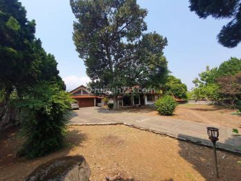 Rumah Halaman Luas Hitung Tanah 2 Lantai Ciomas, Bogor