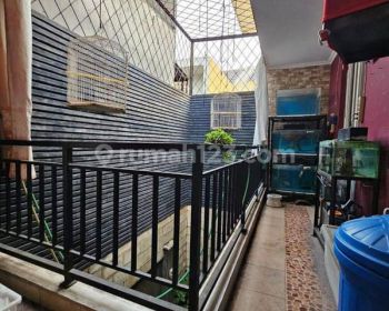 Rumah 2 Lantai Jagakarsa 5 Menit Tol Andara