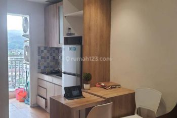Apartemen Disewa 2 Bedroom di Parahyangan Residence