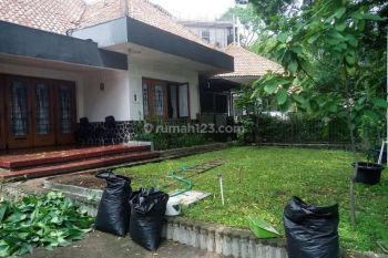 Rumah Belanda di Area Riau Martadinata SHM Bagus
