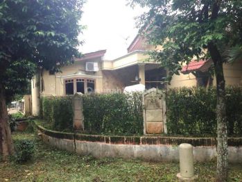 RUMAH HOEK MURAH STRATEGIS