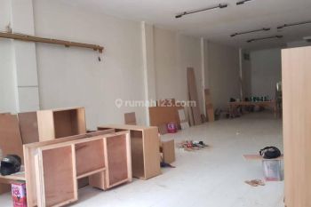 Ruko Bagus Dan Strategis di Jalan Abc Bandung