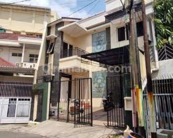 Rumah Semarang Tengah 2 Lantai Dekat Simpang Lima