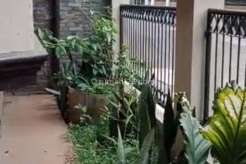 Disewakan / kontrak rumah tinggal bisa untuk kantor di sayap BKR bandung tengah