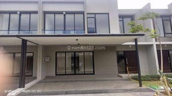Disewa Rumah Milenial PIK 2 Luas 8 x 10