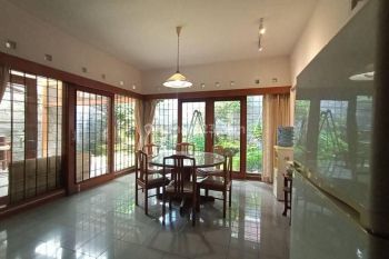 Rumah bagus di Setra indah