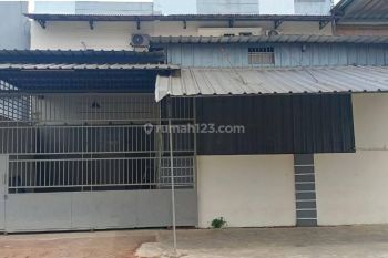 Gudang strategis Taman Tekno Bsd