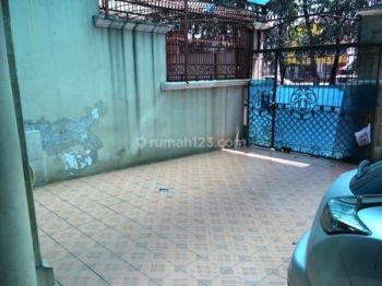 Dijual Rumah di Kelapa Gading 2 Lantai SHM (Mel)