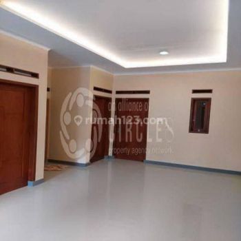 Jual Puas Rumah Cantik SHM Cihanjuang Cimahi