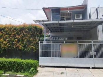 Rumah Paviliun Untuk Tinggal, Kantor 5menit Ke Stasiun Kereta