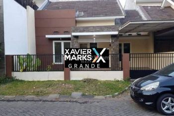 DISEWAKAN RUMAH SEMI FURNISHED