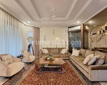 Dijual Rumah Semi Furnished Lux dengan Private Pool di Lebak Bulus Adhiyaksa