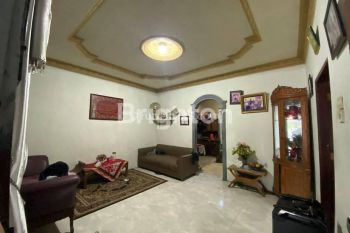 kios 4 gandeng untuk usaha