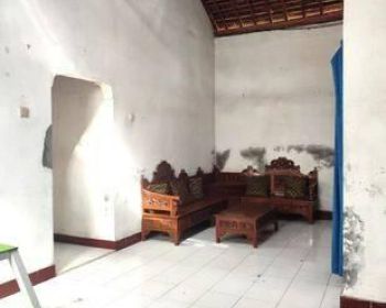Rumah Halaman Luas di Sendangtirto Berbah