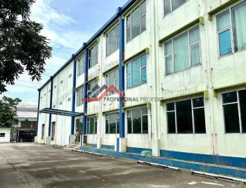 Gudang 3 lantai siap pakai