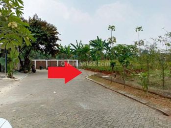 Tanah Kotak Siap Bangun di Villa Serpong