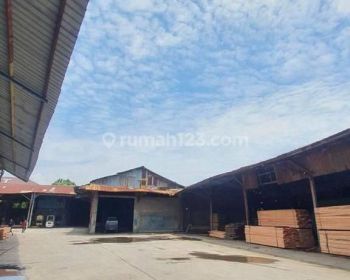 Dijual Tanah kavling dan Bangunan