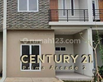 Rumah Cantik 2 Lantai Siap Huni Dekat Bintaro Sektor 9 Fn12358