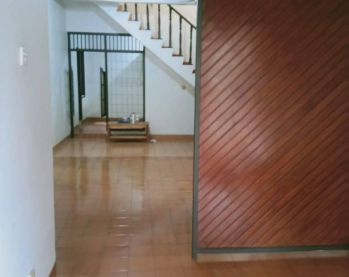 Disewakan rumah 2 lantai di pamulang permai I